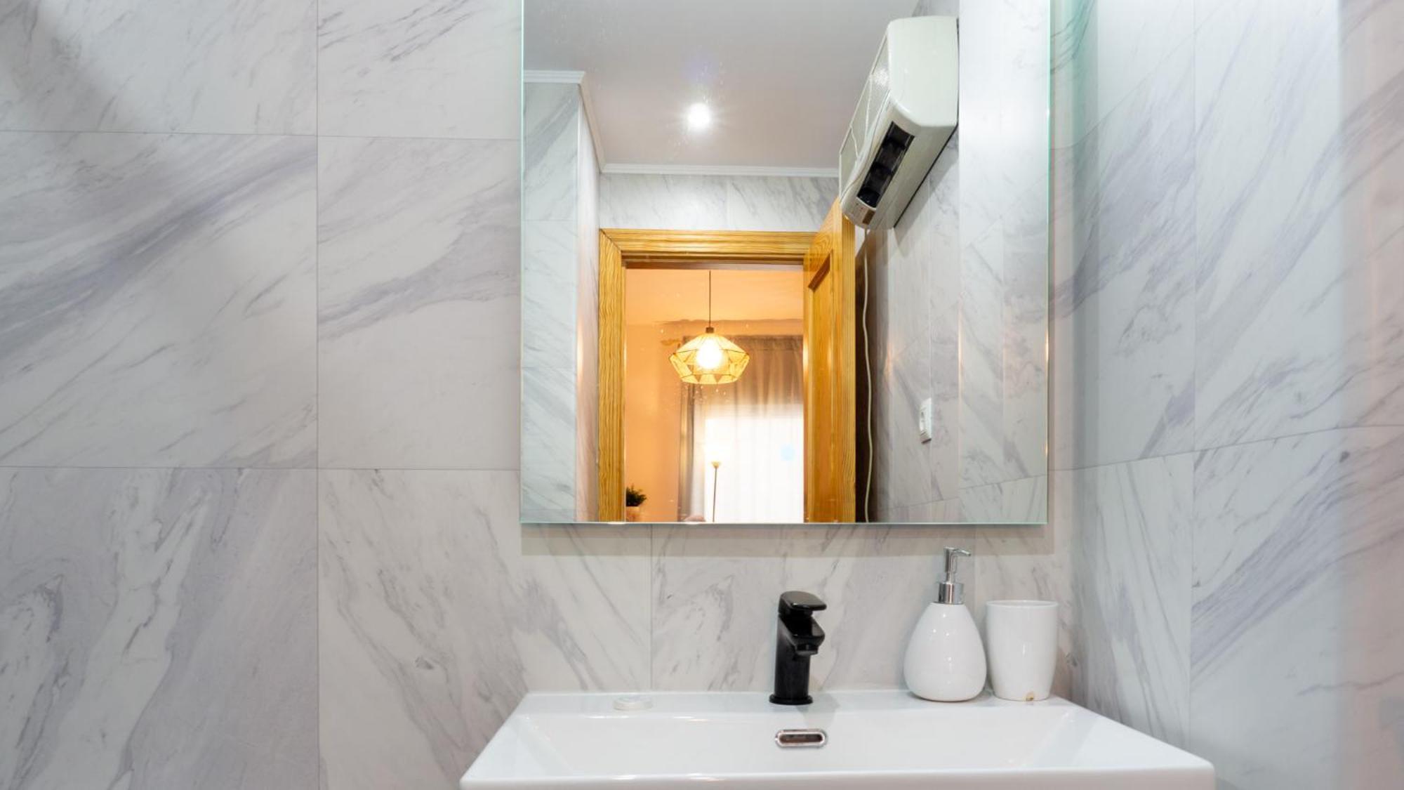 Love Apartment Malaga Center Buitenkant foto